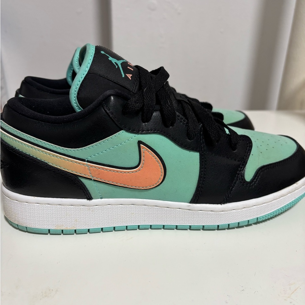 Nike Low Sneakers in Mint, Black, and Orange